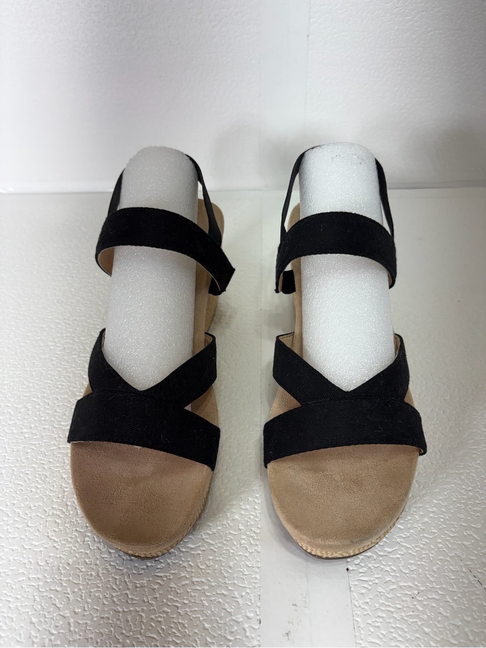 Life Stride Black Cross-Strap Wedge Sandals s317 - Picture 1 of 6